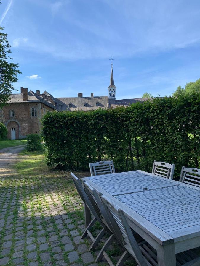 La Porterie De L'Abbaye De Marche Les Dames Namur Exterior photo